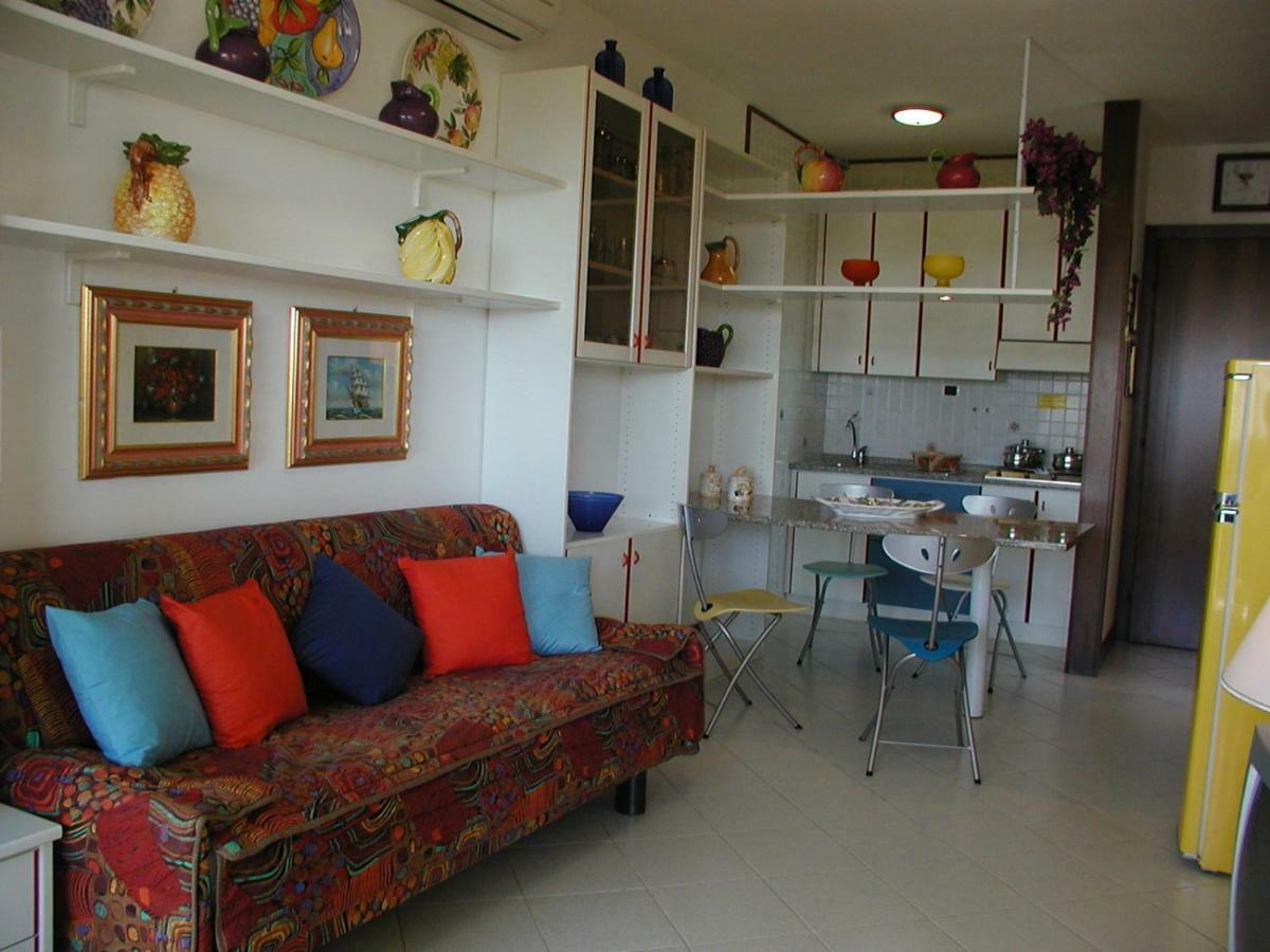 شقة Complesso Solarium بيبيوني المظهر الخارجي الصورة